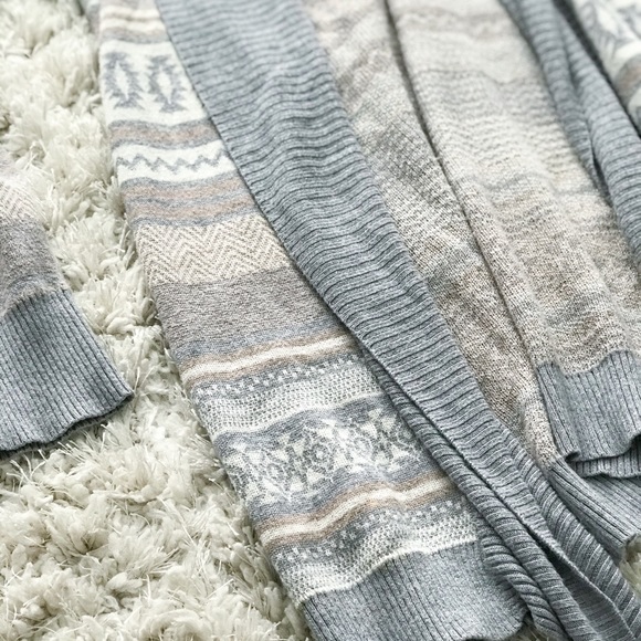 Patterned Cardigan - Picture 2 of 2